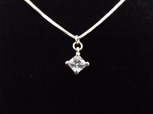 lot 40 image: .925 Sterling Silver Square Cut Zirconia Crystal Pendant Necklace