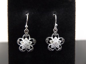 lot 96 image: .925 Sterling Silver Art Nouveau Fleurette Dangle Hook Earrings