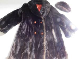 Fur coat with matching hat size 10