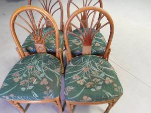 4 Chairs