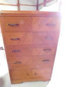 Vintage dresser