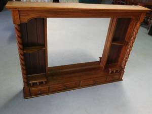Dresser top w mirror and light