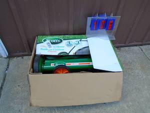 Scott reel mower. Looks new in box. As shown.