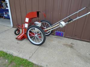Roof yard vacuum. No bag. Tested & works. As shown. Relisted due to no show.