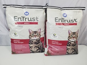 2 New 20 lb Bags of Entrust Adult Cat Food