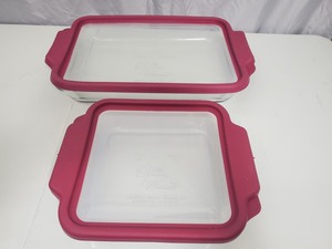2 New Pioneer Woman Glass Baking Dishes with Lids