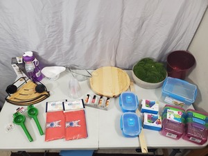 New and Preowned Household and Kitchen Items