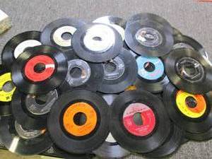lot of 5045 records ...