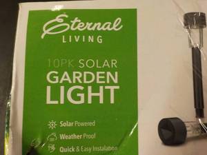 lot 131 image: Eternal Living 10 pk Solar Garden L...