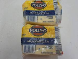 lot 193 image: 2 - 32 oz Frozen Pkgs Polly O Mozza...