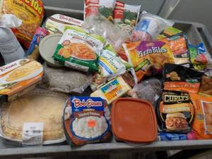 lot 225 image: large Amount of Frozen Food...