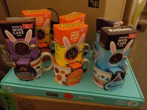 lot 302 image: 3 Cases Galerie Hersheys Baking Mu...