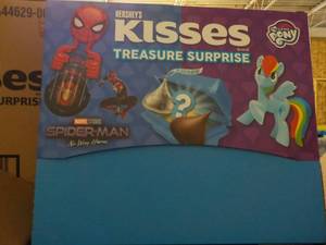 lot 316 image: 2 Cases 80 Count Each Hersheys Kis...