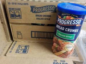 lot 327 image: Case of 12 - 15 oz Ctns Progresso I...