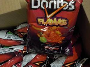 lot 347 image: Case of Doritos Flamas Tortilla Chi...