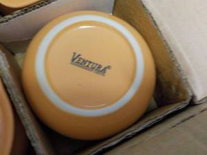 lot 386 image: Case of 24 Ventura Peach Ceramic So...