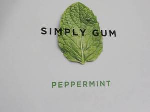 lot 14 image: box of 12 - 15 pc Simply Gum Pepper...