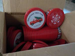 lot 34 image: 25 Plastic Tubs with Covers...