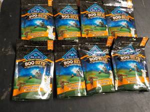 lot 61 image: 8 - 4.5 oz Bags Blue Boo Bits Dog T...