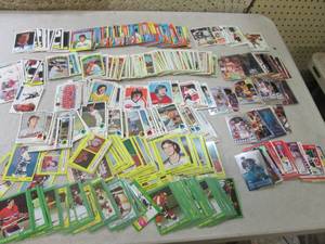 (C-4) Large Assortment of Sports Ca...