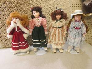(BS) 4 Porcelain Dolls with Stands ...