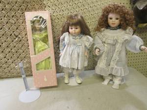 (BSB) 3 Porcelain Dolls with Stands...