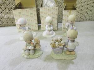 (BS) 5 Assorted Precious Moments Fi...