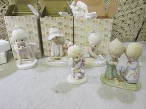 (BS) 5 Assorted Precious Moments Fi...