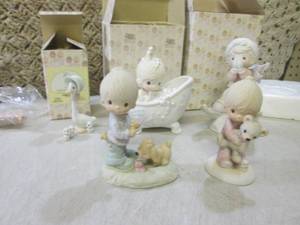 (BS) 5 Assorted Precious Moments Fi...