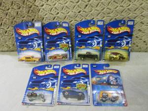 (EC1) Assorted Hot Wheels...
