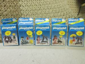 (BS) Lot of 5 Playmobil Toy Figure ...