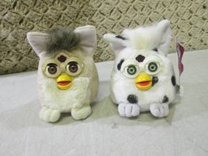 (BSB) 2 Furby Buddies...