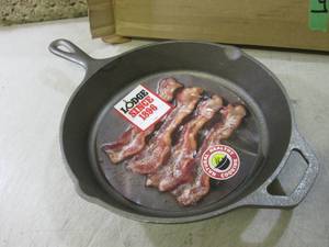 (EW6) New Lodge Cast Iron 10 Fry P...