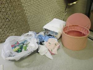 (RM5) Bag Full of Misc Faberic, Wic...