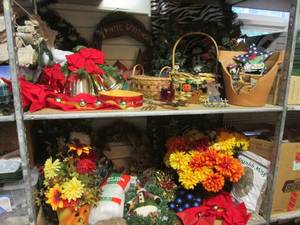 Large Lot Assorted Decor - Contents...