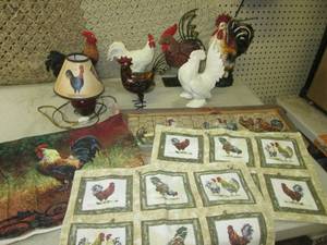 (RM2) Assorted Chicken DecorFigure...
