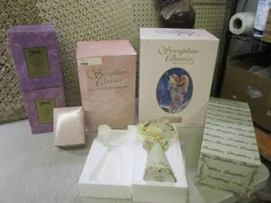 (RM2) 6 Boxes of Assorted Figures U...