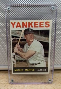 1964 Topps Mickey Mantle Baseball Card New York Yankees HOF MLB #50 X