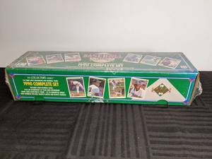 1990 Upper Deck Complete Set MLB 3-D Team Logo Holograms and Baseball Trading Cards Factory Sealed X