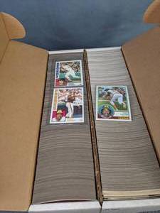 MLB Baseball Cards 1983, 1984 Topps Complete Set X