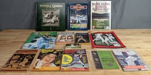 Collection of MLB Books, Yearbooks, & Magazines Minnesota Twins, Hank Aaron, Jet, & More  X