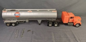 Toys for Big Boys Gulf Tanker Truck Decanter X