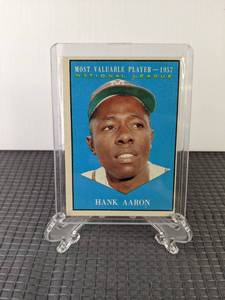 1961 Topps Hank Aaron Baseball Card HOF MLB X