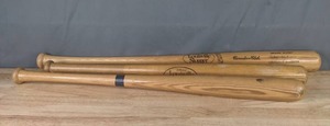 Set of (3) MLB Baseball Bats 34 Canadian Club Grand Slam Rickey Henderson Louisville Slugger Model, 30 Little League Mike Schmidt All Star Model, &amp 29 Reggie Jackson Junior League Model X