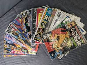 Collection of (34) Comic Books DC, Marvel, The Amazing Spiderman, Devine Right, Ace, Clerks, Starslayer, The Vault of Horror, Hitman, Hawkworld, & More Q