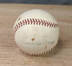 Ted Williams Autographed Baseball Boston Red Sox MLB HOF Q