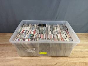 Large Collection of Sports Cards MLB Baseball NFL Football NBA Basketball NHL Hockey Z
