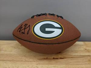 Aaron Rodgers Autographed Green Bay Packers NFL Football T