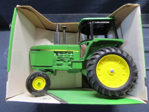 JD Toy Tractor