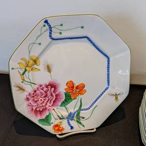 lot 40 image: Lynn Chase Flores Dinner Plates